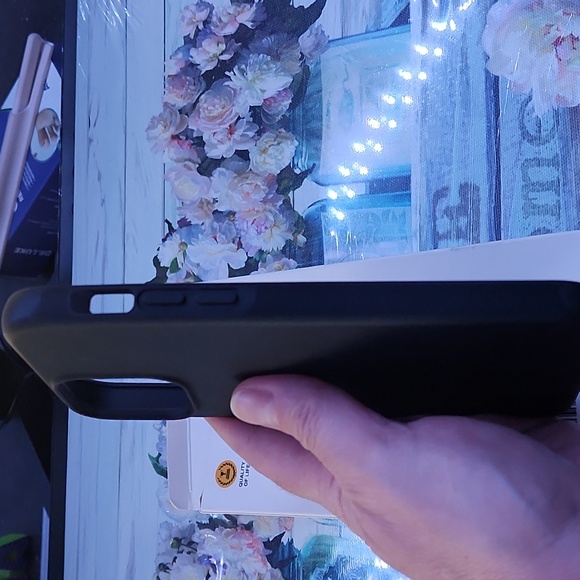 iPhone 13 pro black shockproof - Picture 3 of 6